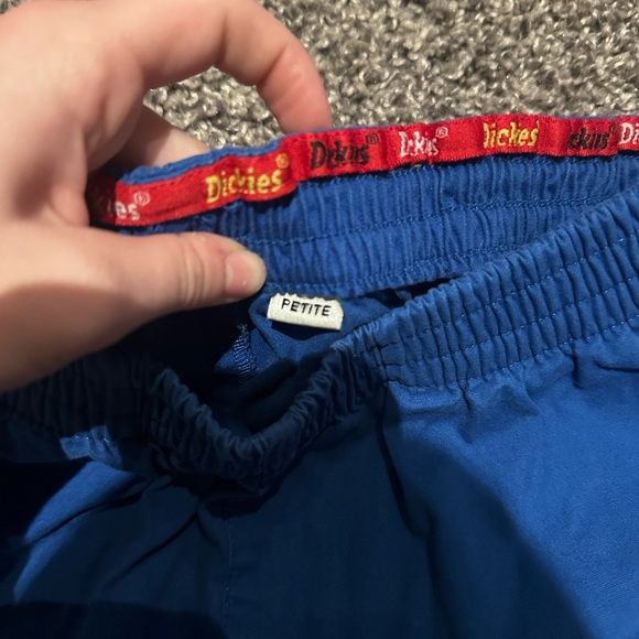 Scrubs Lot! - Picture 7 of 7